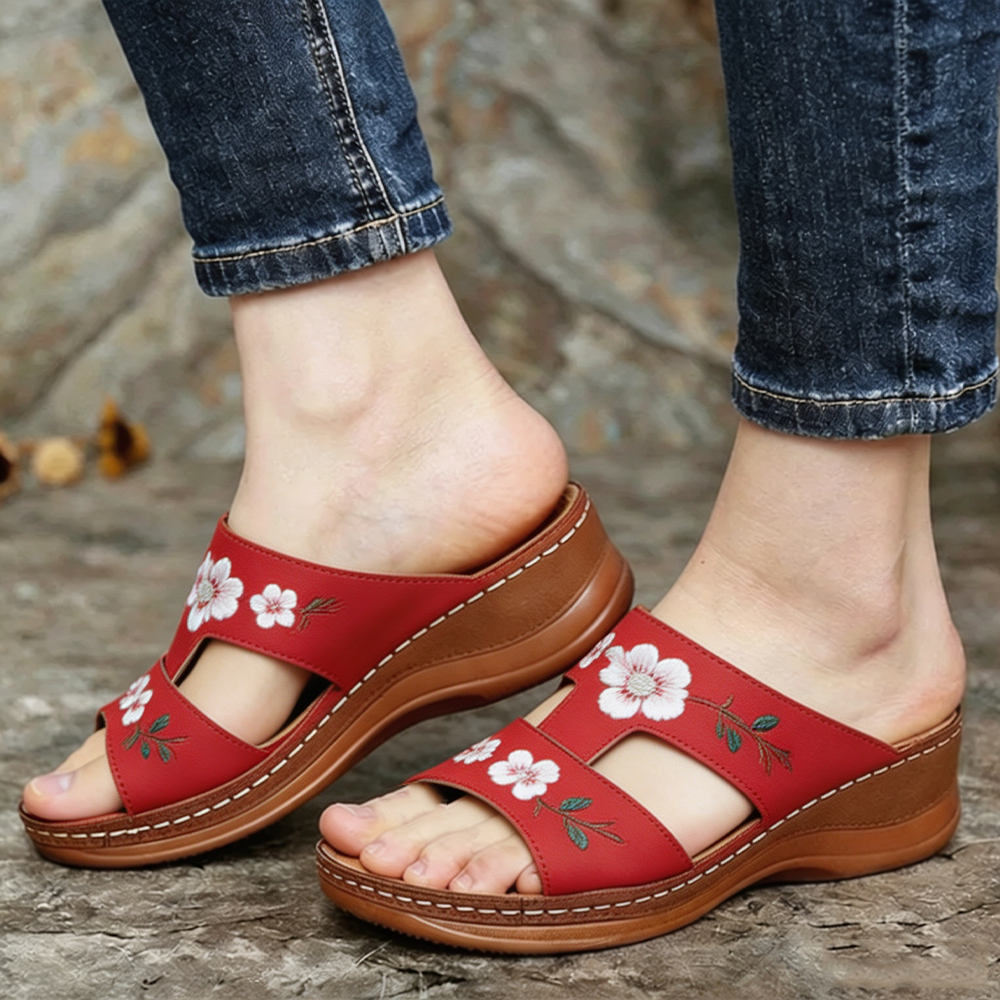 🌸Retro-style embroidered summer sandals | Ergonomic arch support — Walk all day without fatigue | Non-slip and breathable