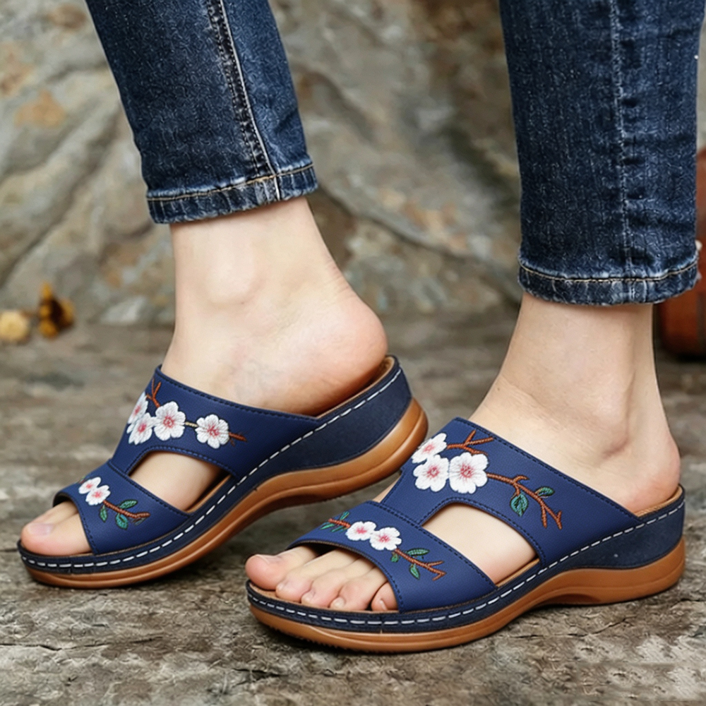🌸Retro-style embroidered summer sandals | Ergonomic arch support — Walk all day without fatigue | Non-slip and breathable