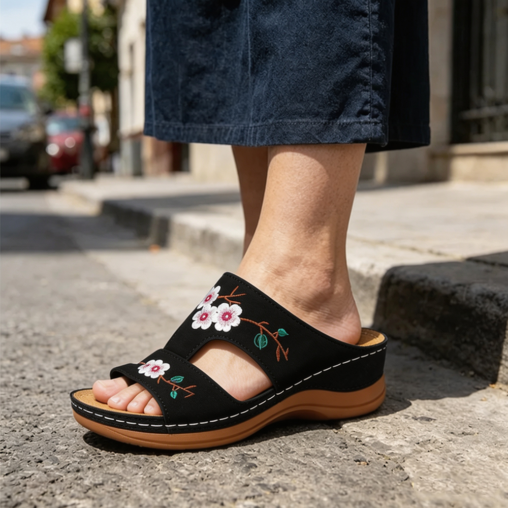 🌸Retro-style embroidered summer sandals | Ergonomic arch support — Walk all day without fatigue | Non-slip and breathable