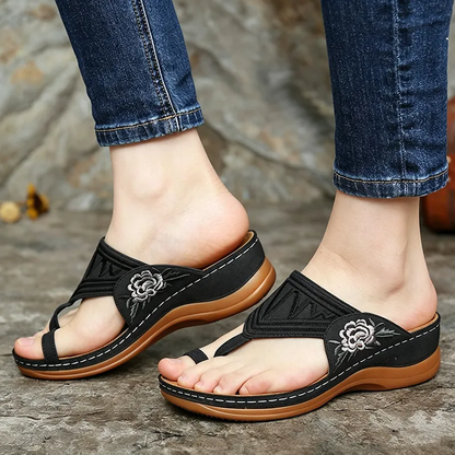 🌸Retro-style embroidered summer sandals | Ergonomic arch support — Walk all day without fatigue | Non-slip and breathable
