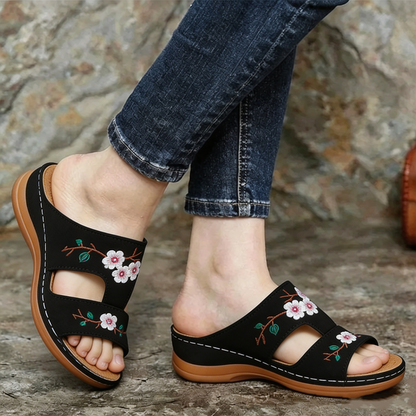 🌸Retro-style embroidered summer sandals | Ergonomic arch support — Walk all day without fatigue | Non-slip and breathable