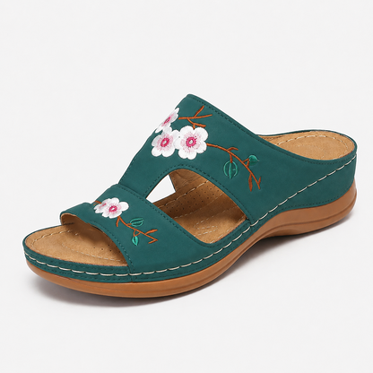 🌸Retro-style embroidered summer sandals | Ergonomic arch support — Walk all day without fatigue | Non-slip and breathable