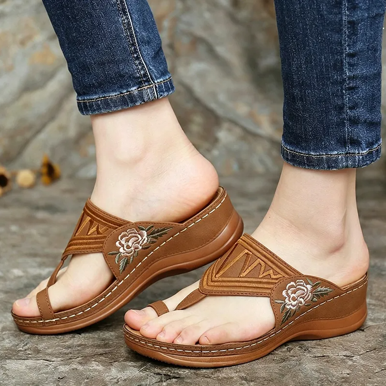 🌸Retro-style embroidered summer sandals | Ergonomic arch support — Walk all day without fatigue | Non-slip and breathable