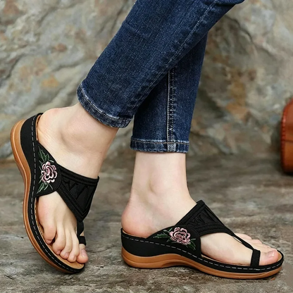 🌸Retro-style embroidered summer sandals | Ergonomic arch support — Walk all day without fatigue | Non-slip and breathable