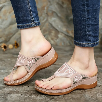 🌸Retro-style embroidered summer sandals | Ergonomic arch support — Walk all day without fatigue | Non-slip and breathable